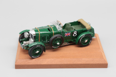 Bentley car