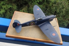 Hobby Boss 1/32 - Spitfire Malta Camo Scheme