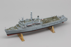 HMS Fearless 