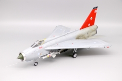 EE F6 Lighting